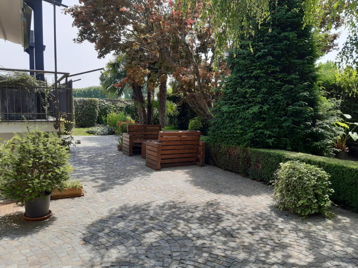 D'Or Duble' Bed And Breakfast Carignano  Dış mekan fotoğraf