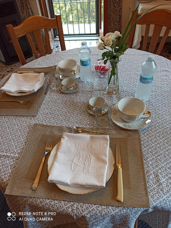 D'Or Duble' Bed And Breakfast Carignano  Dış mekan fotoğraf
